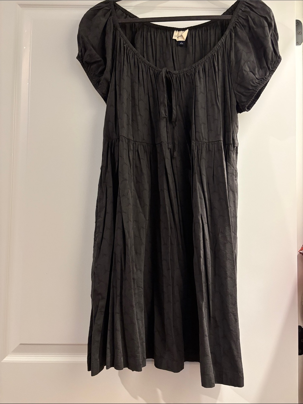 Universal Thread Black Short Sleeve Peasant Dress